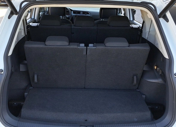 Volkswagen Tiguan Allspace cena 137900 przebieg: 125030, rok produkcji 2019 z Rawicz małe 704